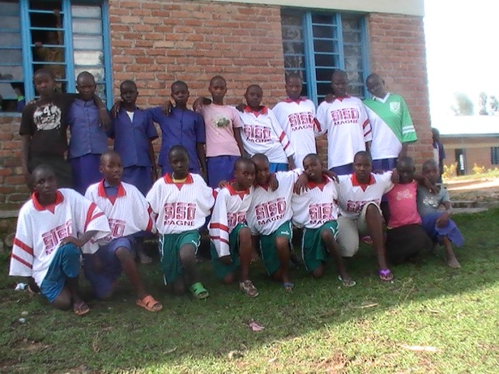l'équipe féminine dans les maillots du club Sportif de la Venise Verte