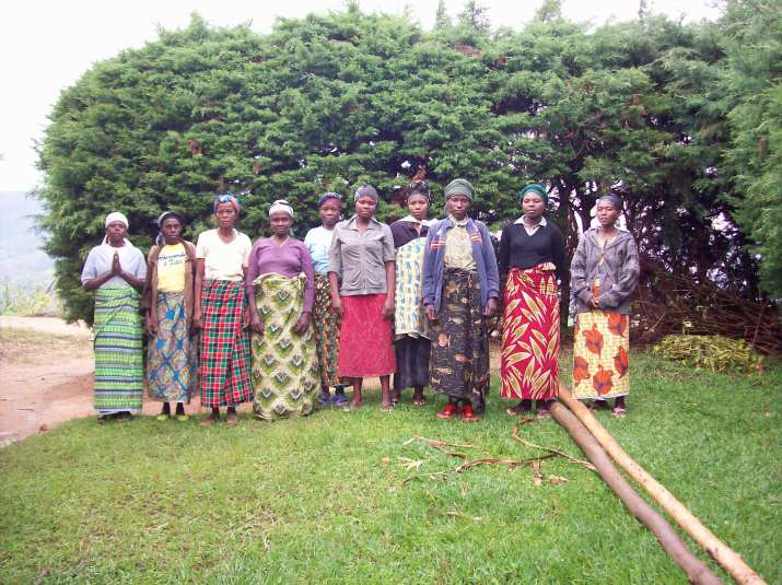 Avec l'ensemble de nos adhérents, nos enfants et nos familles de Bwira, nous vous souhaitons une année de Bonheur, de Bonne Santé et de Prospérité.  