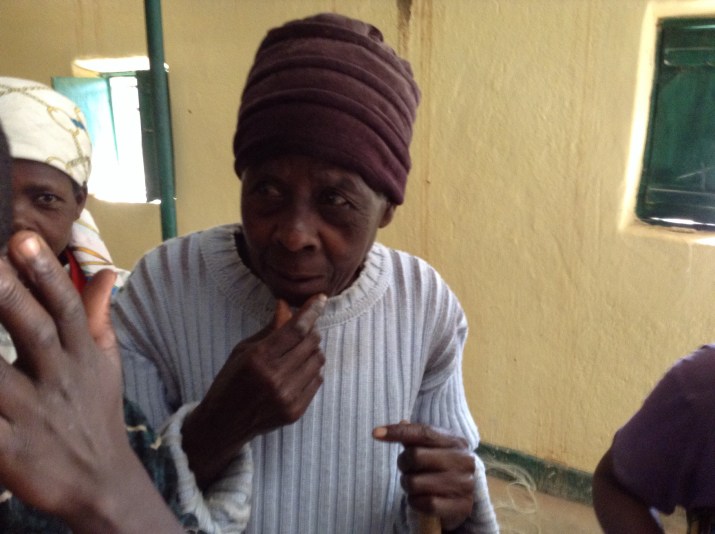 La doyenne d'ABIHUJE, déjà rencontrée à d'autres moments (voir sur le site)